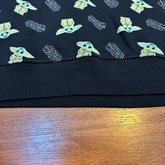 Star Wars Grogu Print Sweatshirt | Youth Size Large - Picture 5 of 7